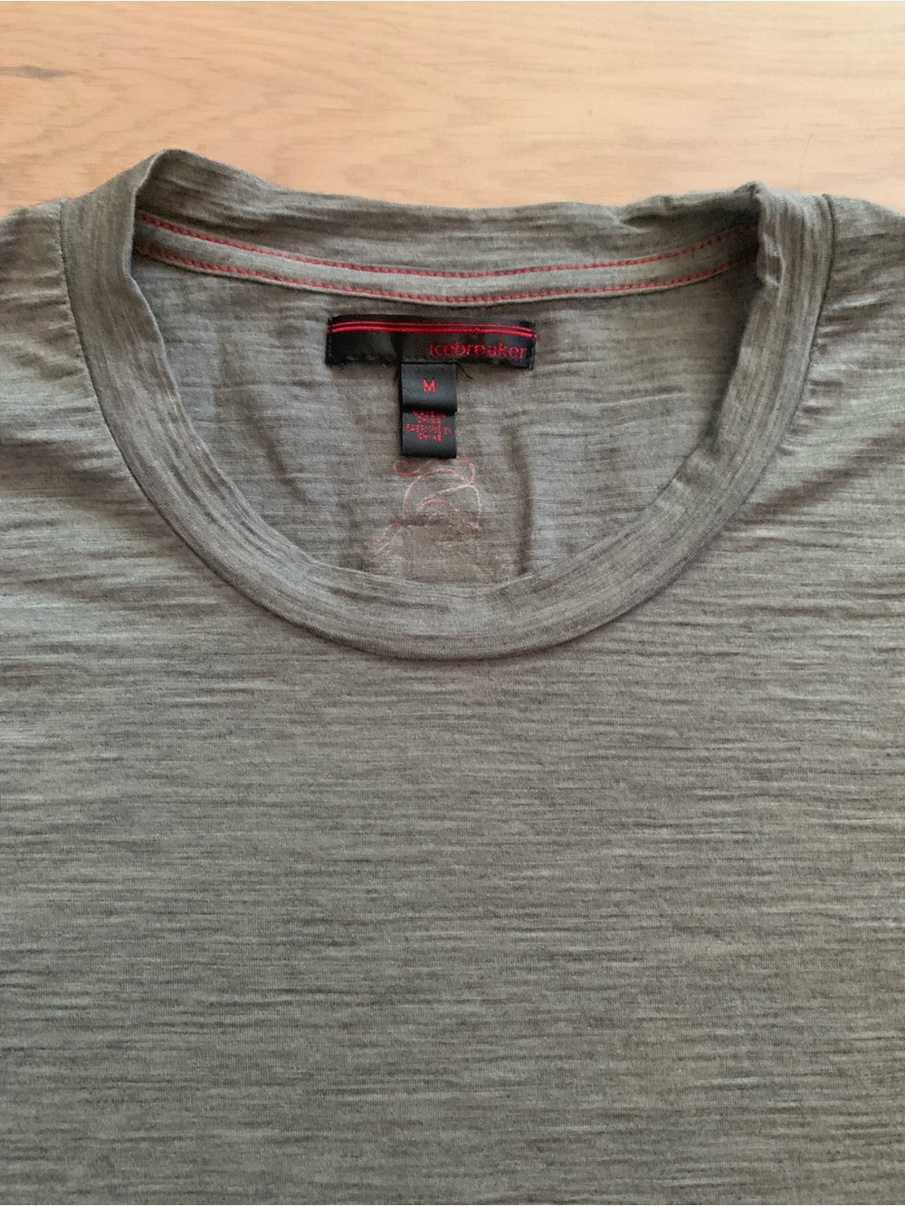 Icebreaker Merino lightweight 150 Mens M Crew Neck Shirt Outdoor Running Camping - Picture 6 of 9